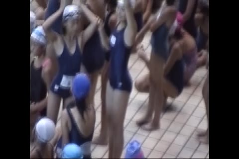         観客席か見た【小●生】禁断の競泳水着ズ－ム ⑫
    