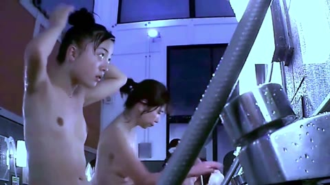         〈素人〉大学サークルの女子マネージャー６名　貴重な入浴中の隠し撮り映像〈無修正〉
    