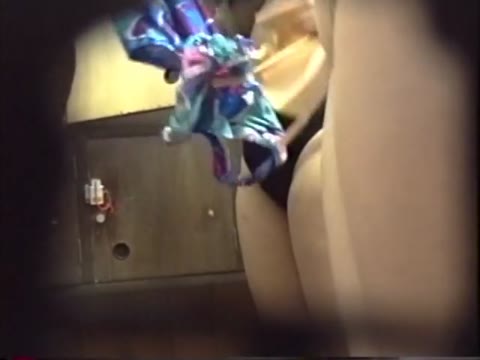         シンプルな脱衣所盗撮　思春期
    