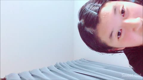         リクエストに応えてくれた女の子, ライブ配信で●ちゃんのロOぱんつ○見え
    