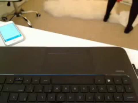         【ライブチャット】明るく元気な日系ギャル
    