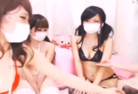         無修正　ＪＫレスビアンライブ配信
    