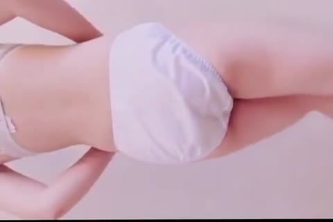         生えかけオマ〇コくぱァ☆アイドルクラスの可愛い娘オナニー配信♬ほか7作品
    