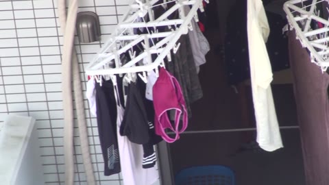         【固執】ターゲットの洗濯物を毎日狙う…
    