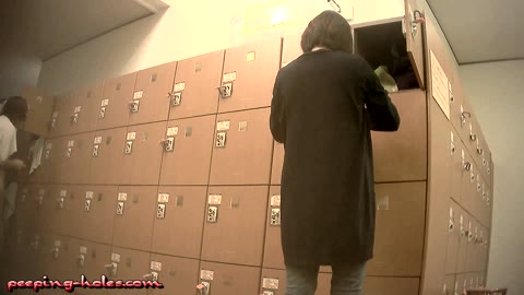         ～新機材HD作品～激撮！魅惑の美○女 SPA Vol.32
    