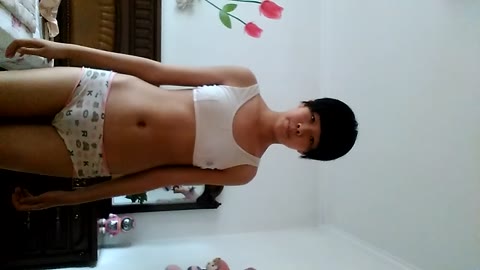         期間限定. ぷっくり美乳シィ栗ちゃんいじり♪☆かわいいSsちゃんが洗濯バサミで! etc９作品+
    