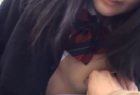         JKご主人様のチンポ欲しいです」とおねだりするゆいちゃん
    