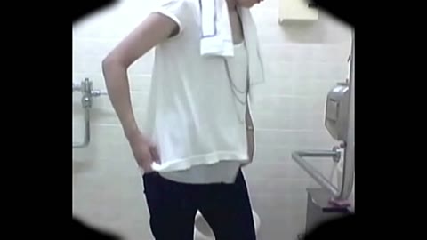         トイレ覗き紙がナイ編!!vol.03
    