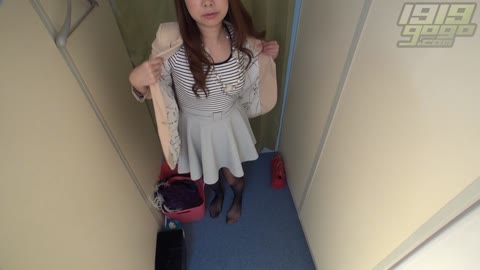         Swimming Shop 競泳水着試着盗撮
    