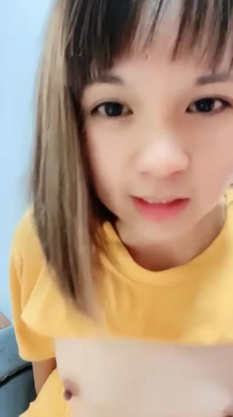         裏垢美少女saoriちゃんの地鶏動画　その１
    