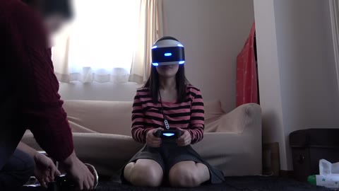         【VRパンチラ】謎のエロスで魔性の魅力を持つ美少女にVRやらせたらパンチラしまくり②胸ちら＆逆さ
    