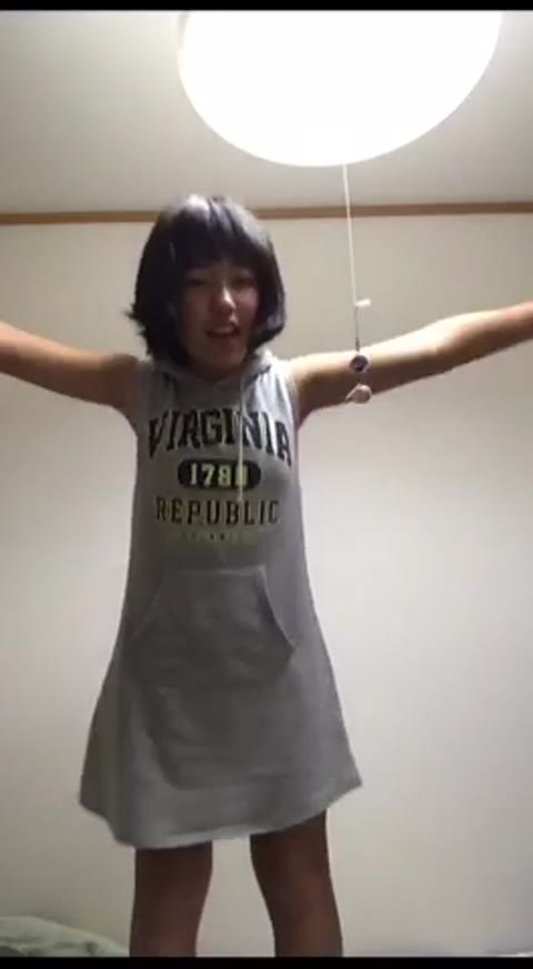         夏休みにアプリで小遣い稼ぎする今時KCがヤバイ！etc6作品+
    