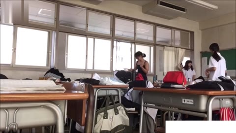         体育授業後、着替え盗撮
    