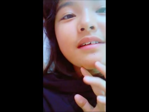         アイドル級の超可愛いえーすがおっ◯い見せちゃう 期間限定
    