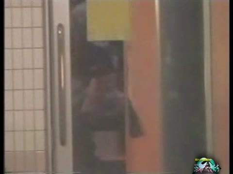         美少女無情　そんなとこまで撮っちゃダメ 32
    