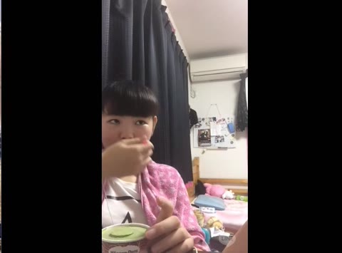         私は変態です,連呼!! ご奉仕好きのMッ娘〇学生が裏垢限定配信☆☆６作品
    