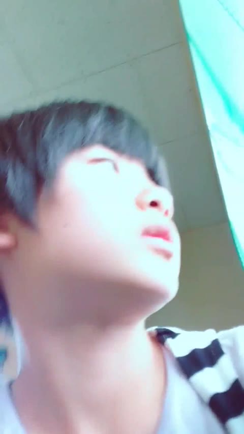         エースで4番「みんな何歳？」
    