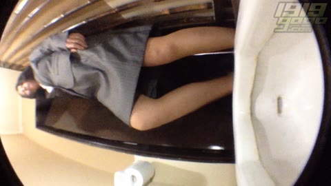         1919gogo 7723 しら○ま温泉宿和式便所83
    