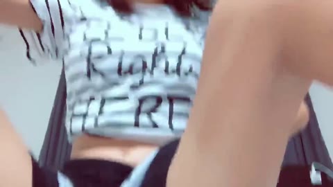         ※初出し？　リクエストでおっぱい見せるエース
    