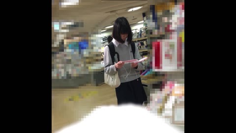         本屋で立ち読み♪純真そうなCKちゃん生パンティ逆さ☆★etc5作品
    