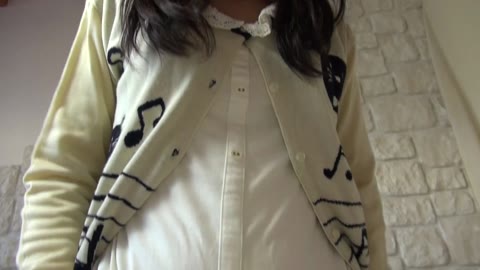         FULL HD★可愛らしい女の子のクリ豆グリグリ弄りと肛門丸出しオマンコおっぴろげ
    