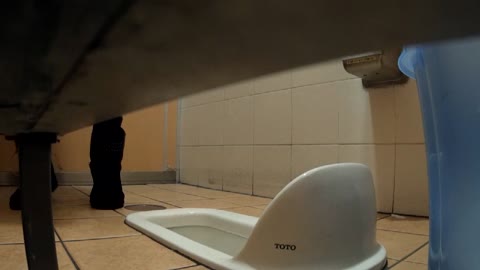         【若い女良の痴態洗面所】痴態洗面所 Vol.03　かっ、「紙」使いすぎっス・・・。
    