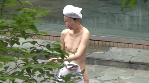         【咲乱美女温泉－覗かれた露天風呂の真向裸体－ハイビジョン】ハイビジョンVol.18
    