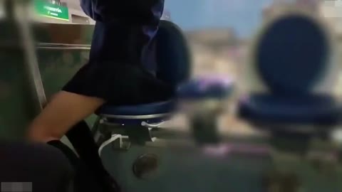         【無】ギャル系の美人な現役JK2と生ハメ撮り その1
    