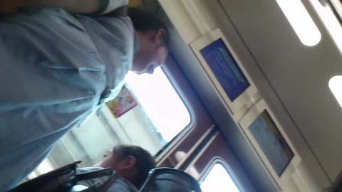         【期間限定　危険な列車】期間限定 超炉利盗撮 Vol.06 極天　天使のパンチラ
    