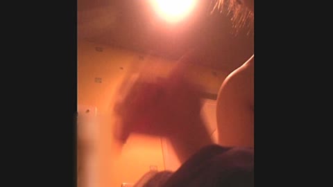         【ホテル、、、入っちゃった】サークル女子の後輩　か●みちゃん　Vol.04 　脱衣編
    