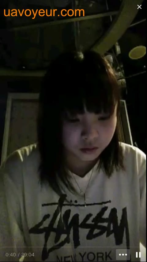         美人ハーフJDさん、ハメ撮り配信してしまう
    