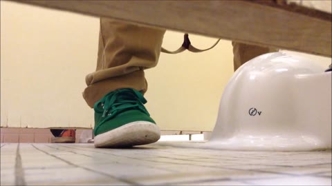         某有名大学女性洗面所 ajz003_01
    