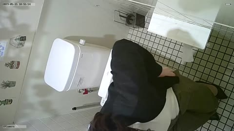         マルチ　コンビニトイレ３
    