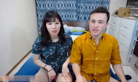         白人彼氏とうれしそうにエロ配信する日本人女…①【愛のある絡み・57分】
    