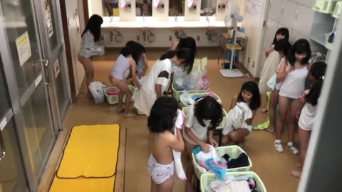         HD高画質①脱○所編
    