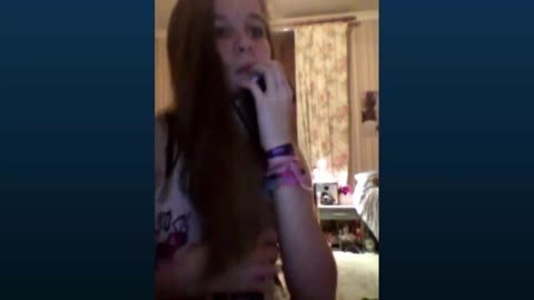         【エロイプ】美乳美少女
    