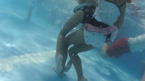         可愛い子揃い☆或るコンビニトイレで♪他、着替え＆風呂5作品
    