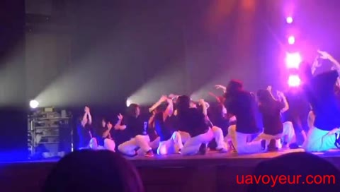         JK文化祭ダンス部着替え盗撮①
    