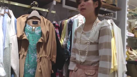         Peeping-Eyes 最強のPチラ！アパレルワールド Vol.04
    