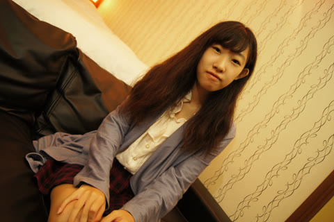         小動物系でかわゆ★街で声掛けしたプチ系JYにごっくんフェラ♪etc６作品
    