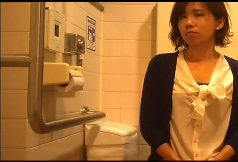         無修正　 女子トイレ盗撮！ File.2
    