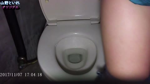         山のトイレ・美女編⑬
    