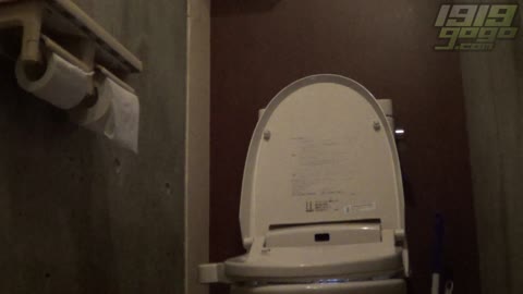         完全ガチ撮りモデル達の便所盗撮6
    