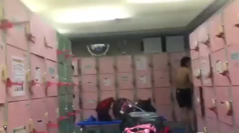         水泳部 脱衣 3－1 Ｃカップおっぱい でかいお尻 81404
    