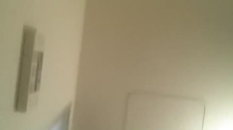         ニ〇生リモ 元グラドル配信で事故
    