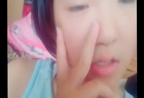         可愛いい美少女ライブ配信
    