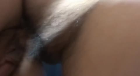         女友達が寝ている間に勝手に中出し
    