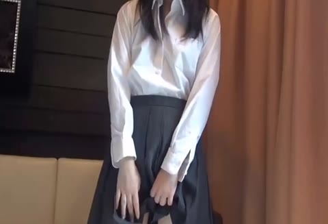         個人撮影】恥ずかしがり屋で優等生タイプの超かわいいJK！
    