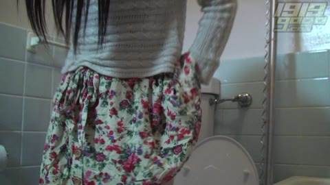         オヤジ発！洋式便所盗撮Vol.1
    