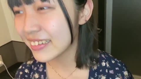         アイドル顔の看護学生
    